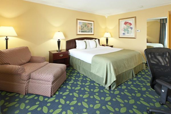 FairBridge Inn & Suites (Jonesboro)